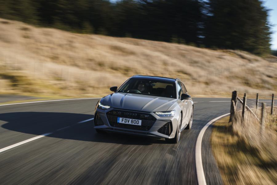  Audi RS6 Avant (C8) 2020 года  (UK) (фото 33 из 150)